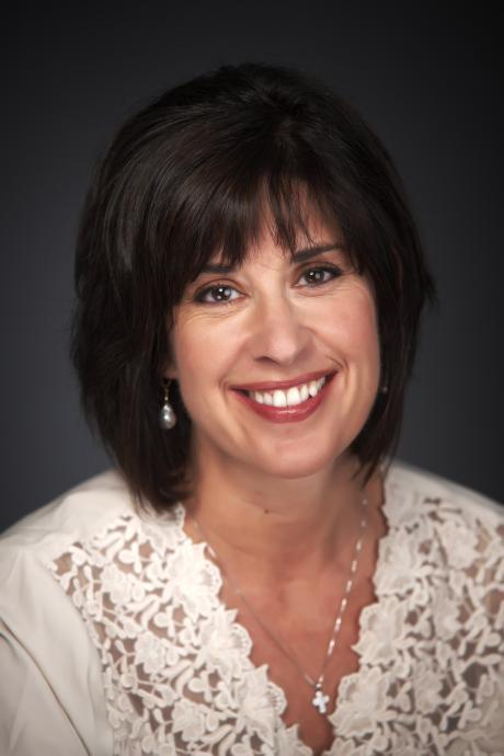Cecilia Samartin