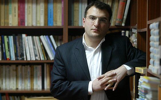 Cem Küçük