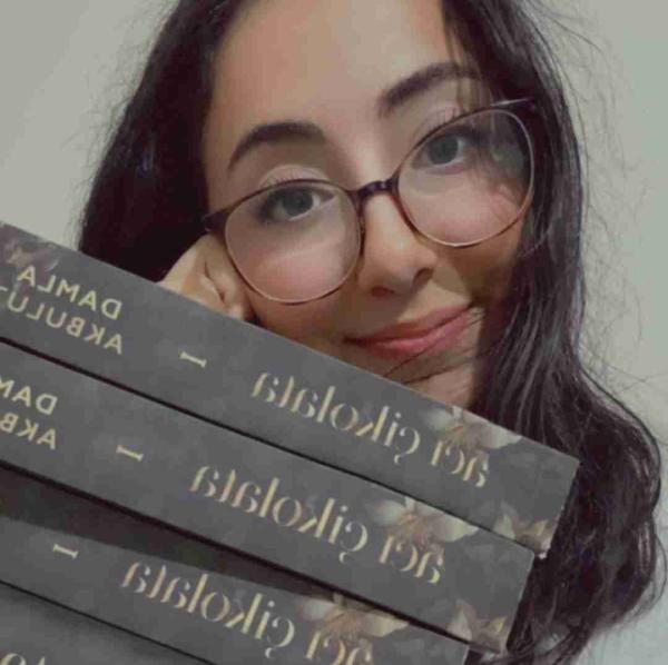 Damla Akbulut