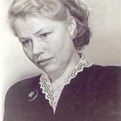 Daphne Phelps