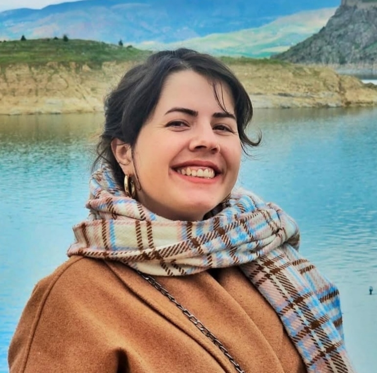 Demet Gür