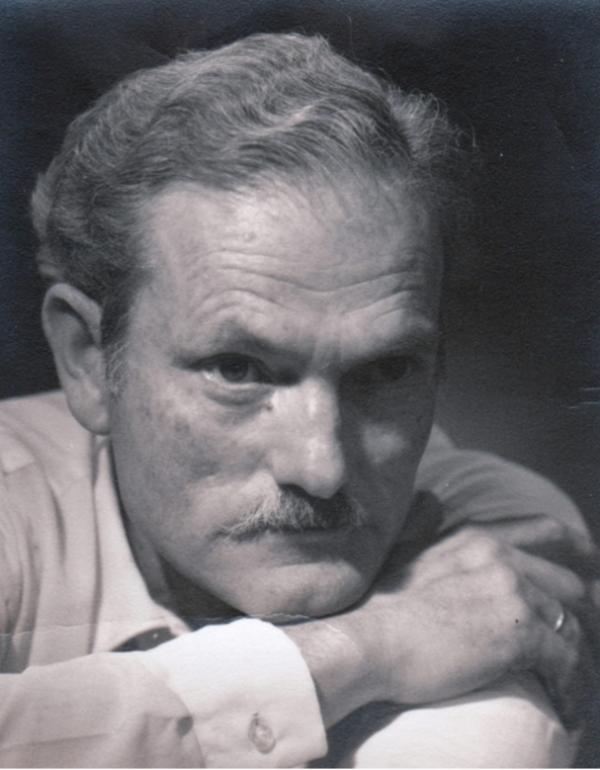 Fabián Dobles