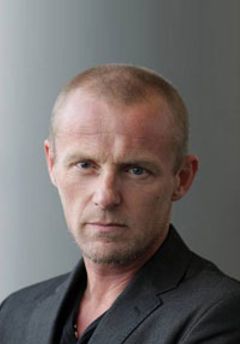 Jo  Nesbo
