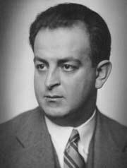 Naşit Hakkı Uluğ