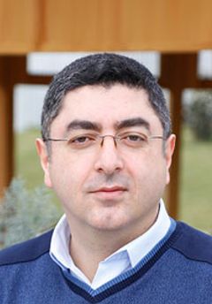 Prof. Dr. Cihan Piyadeoğlu