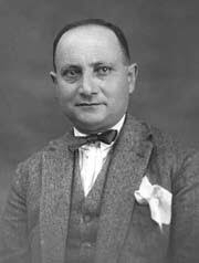Vasıf Çınay