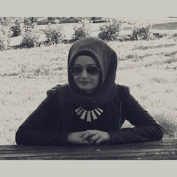 Yasemin Acet